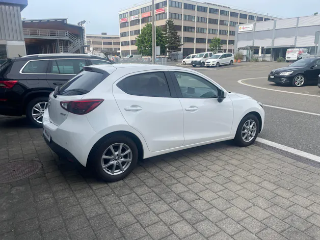 Mazda 2 1.5i 16V Skyactiv-G Ambition Plus mit Anhängekupplung