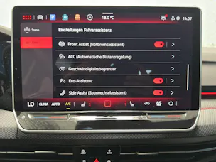 VW Golf Variant 2.0 TSI R-Line DSG 4 Motion