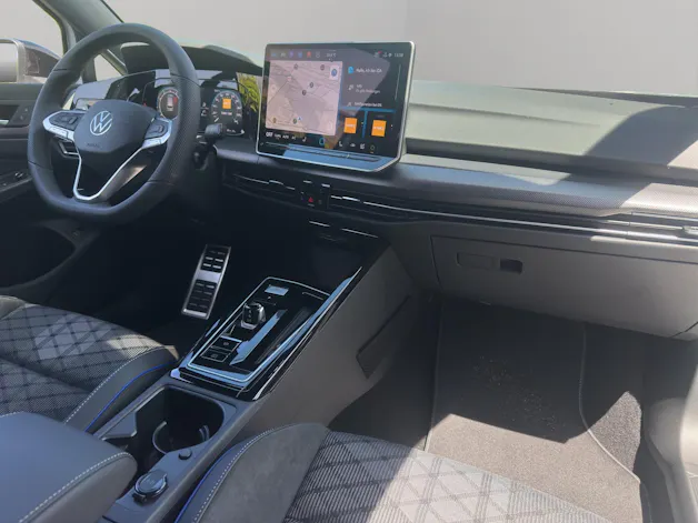 VW Golf Variant 2.0 TSI R-Line DSG 4 Motion