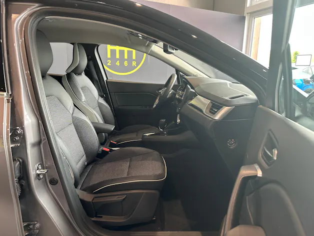 Renault Captur 1.3 TCe EDC Intens EDC