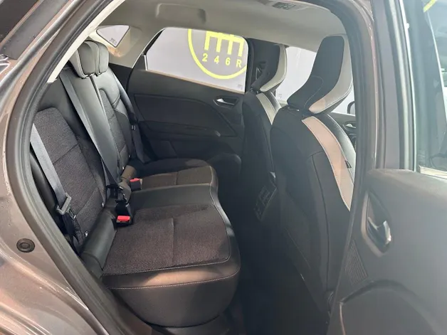 Renault Captur 1.3 TCe EDC Intens EDC