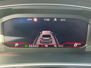 VW Tiguan Allspace R-LINE 4MOTION *** PANORAMAGLASDACH & ANHÄNGEKUPPLUNG ***