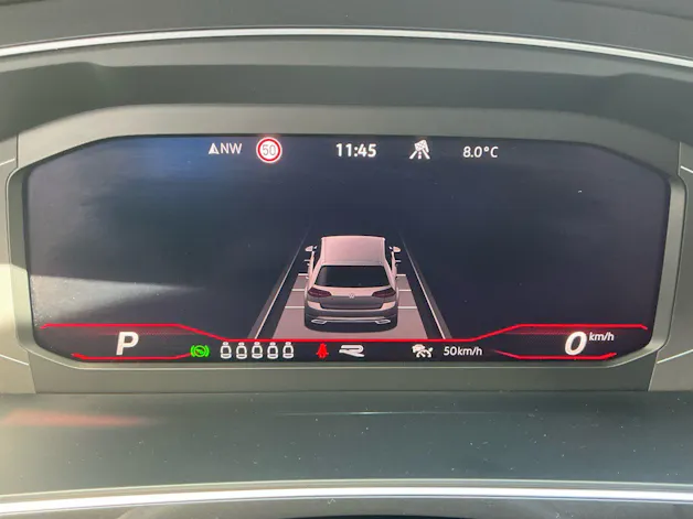 VW Tiguan Allspace R-LINE 4MOTION *** PANORAMAGLASDACH & ANHÄNGEKUPPLUNG ***