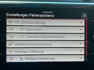 VW Tiguan Allspace R-LINE 4MOTION *** PANORAMAGLASDACH & ANHÄNGEKUPPLUNG ***