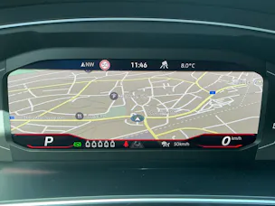 VW Tiguan Allspace R-LINE 4MOTION *** PANORAMAGLASDACH & ANHÄNGEKUPPLUNG ***