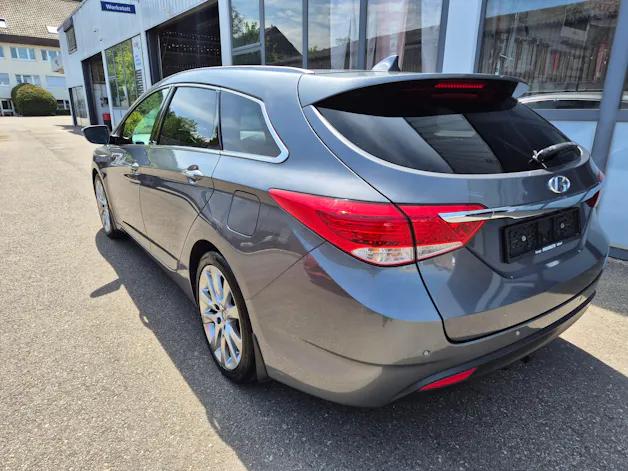 Hyundai i40 Wagon 1.7 CRDI Vertex Automatic