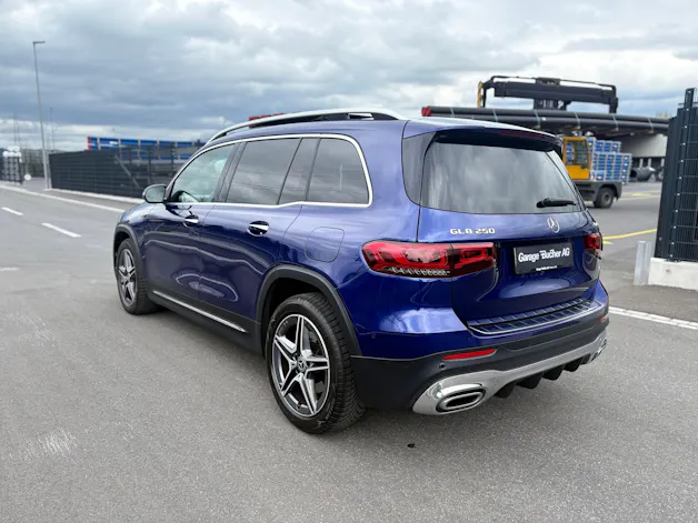Mercedes-Benz GLB 250 4Matic AMG Line 8G-Tronic