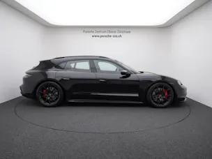 Porsche Taycan GTS Sport Turismo