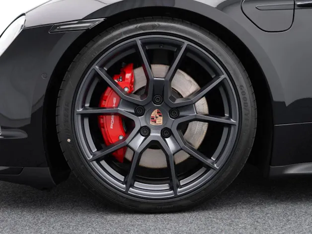 Porsche Taycan GTS Sport Turismo