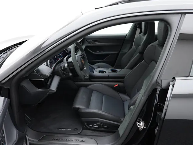 Porsche Taycan GTS Sport Turismo