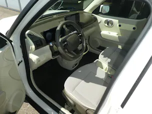 Hyundai Inster 49kWh Amplia Wärmepumpe