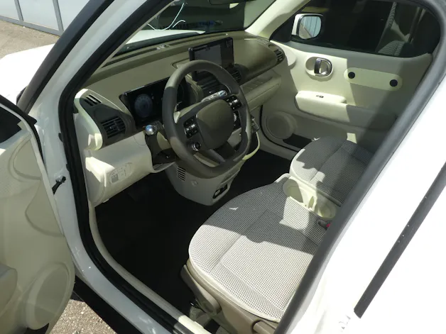 Hyundai Inster 49kWh Amplia Wärmepumpe