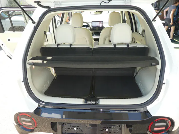 Hyundai Inster 49kWh Amplia Wärmepumpe
