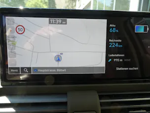 Hyundai Inster 49kWh Amplia Wärmepumpe