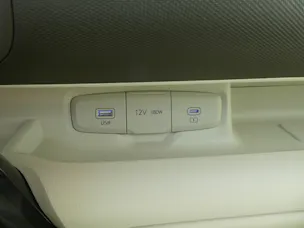Hyundai Inster 49kWh Amplia Wärmepumpe