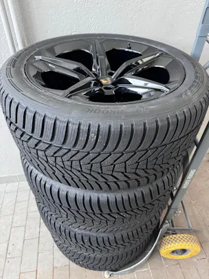 Lamborghini Urus E-Gear