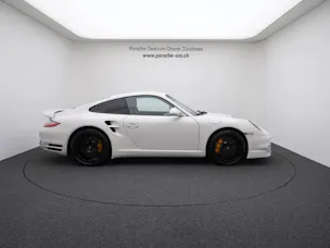 Porsche 911 Turbo S