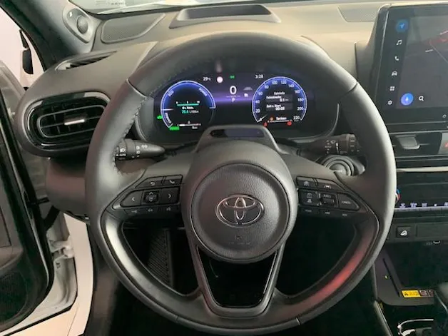 Toyota Yaris Cross 1.5 VVT-i HSD Premium AWD-i