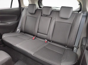 Fahrzeugbild SUZUKI S-Cross 1.4 T Sakura Top Hybrid 4x4