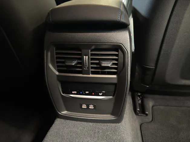 BMW 330e xDrive SAG Touring