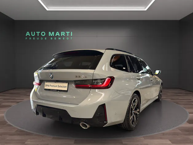 BMW 330e xDrive SAG Touring