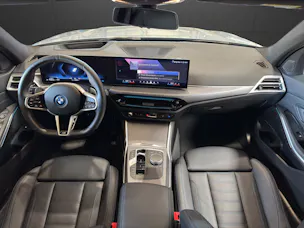 BMW 330e xDrive SAG Touring