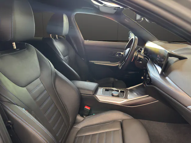 BMW 330e xDrive SAG Touring
