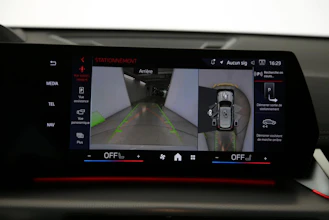 https://vehicle.imgix.net/4320408/02811383-8dae-442c-83e3-a88aa82ee4e2.jpg