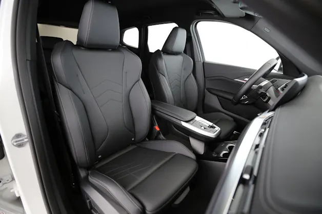 BMW X1 30e xDrive paddles