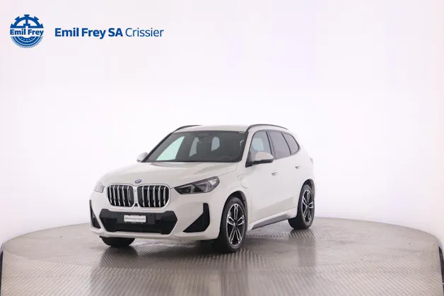 BMW X1 30e xDrive paddles