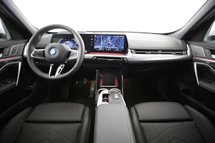 immagine del veicolo BMW X1 30e xDrive paddles