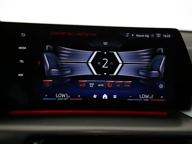 BMW X1 30e xDrive paddles
