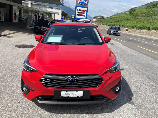 Subaru Impreza 2.0i e-Boxer Luxury