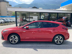 Subaru Impreza 2.0i e-Boxer Luxury
