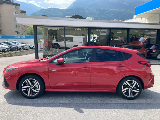 Subaru Impreza 2.0i e-Boxer Luxury