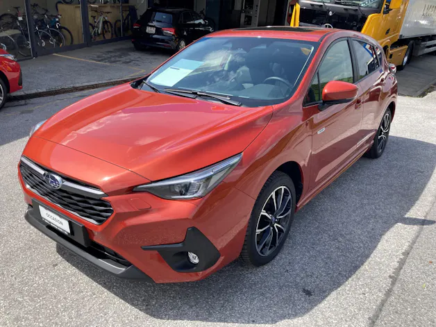 Subaru Impreza 2.0i e-Boxer Luxury
