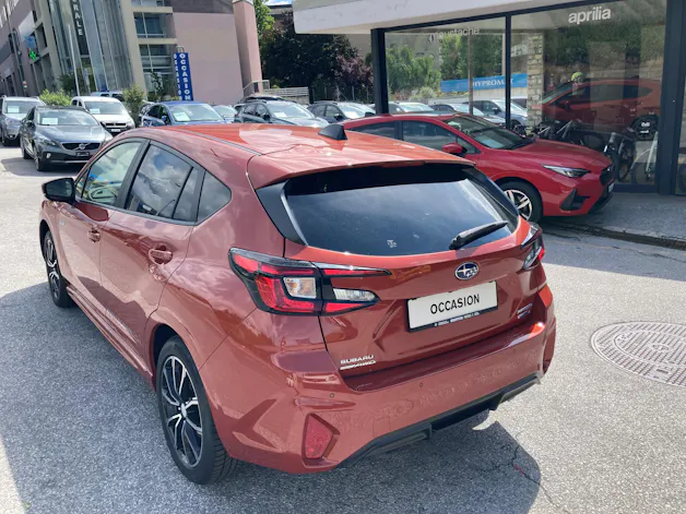 Subaru Impreza 2.0i e-Boxer Luxury