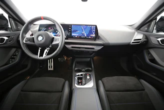 https://vehicle.imgix.net/4320427/25c8c483-7edf-4f34-b57b-75adfa413f7f.jpg