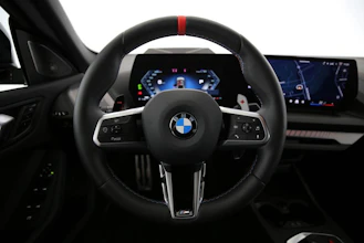 https://vehicle.imgix.net/4320427/9f94cbce-1cca-41b4-8263-7385596ee18e.jpg
