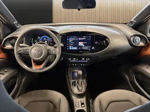 Toyota Aygo X 1.5 VVT-i HSD Style