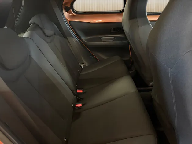 Toyota Aygo X 1.5 VVT-i HSD Style