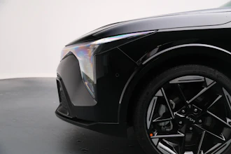 https://vehicle.imgix.net/4320454/b953e093-0649-44ba-8e6a-8d2b7cba2b31.JPG
