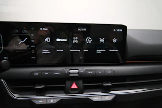 https://vehicle.imgix.net/4320454/eca88752-b05a-4643-8fc5-aa8e4a04f30c.JPG