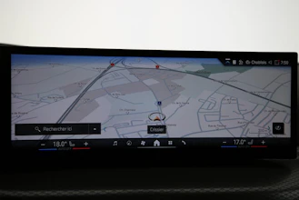 https://vehicle.imgix.net/4320455/0c7204dd-861e-4136-8256-9c7fbbd48752.jpg