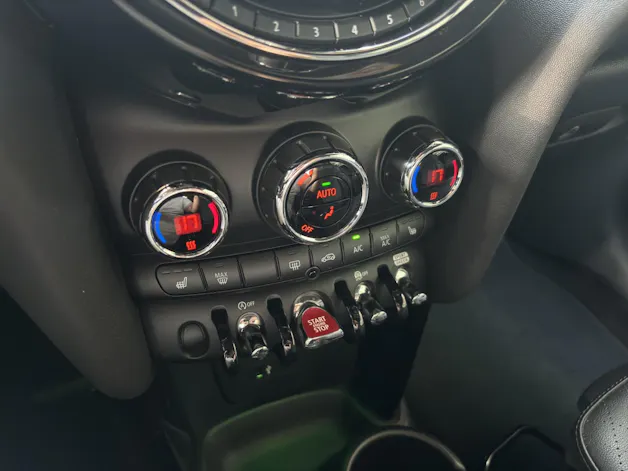 Mini Cabrio F57 2.0i Cooper S