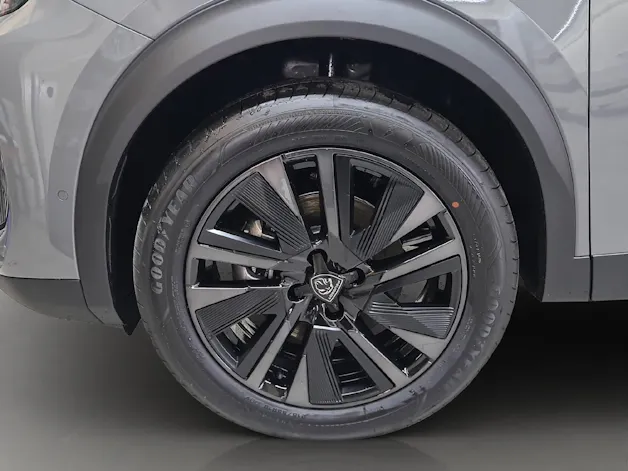 Peugeot 2008 1.2 Hybrid 145 GT