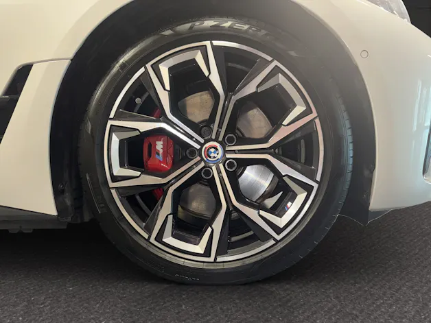 BMW i4 M50