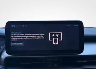 https://vehicle.imgix.net/4320501/687a0008-e9cd-4376-8e23-64b311acc242.jpg