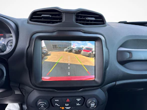 https://vehicle.imgix.net/4320509/f91b0b9b-f0c1-4edb-b3f7-89361589d89b.jpg
