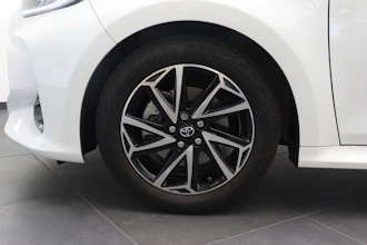 https://vehicle.imgix.net/4320534/fabf5717-b5d1-4e16-9606-16b7f6b0e2a5.JPG